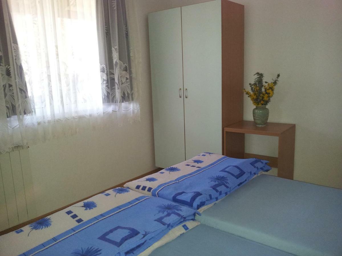 Apartments Ghedas Porec Exterior photo